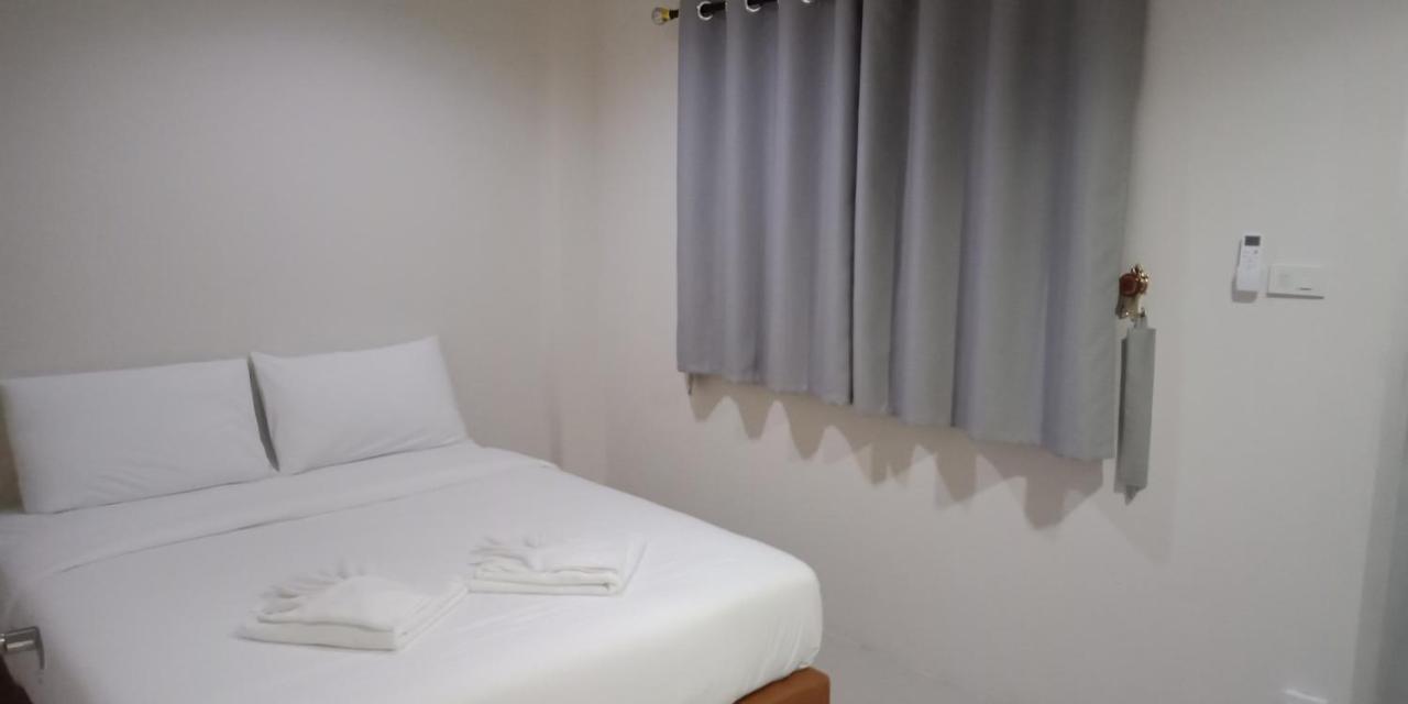 เคทู เกสเฮาส์ Hotel Chonburi Buitenkant foto