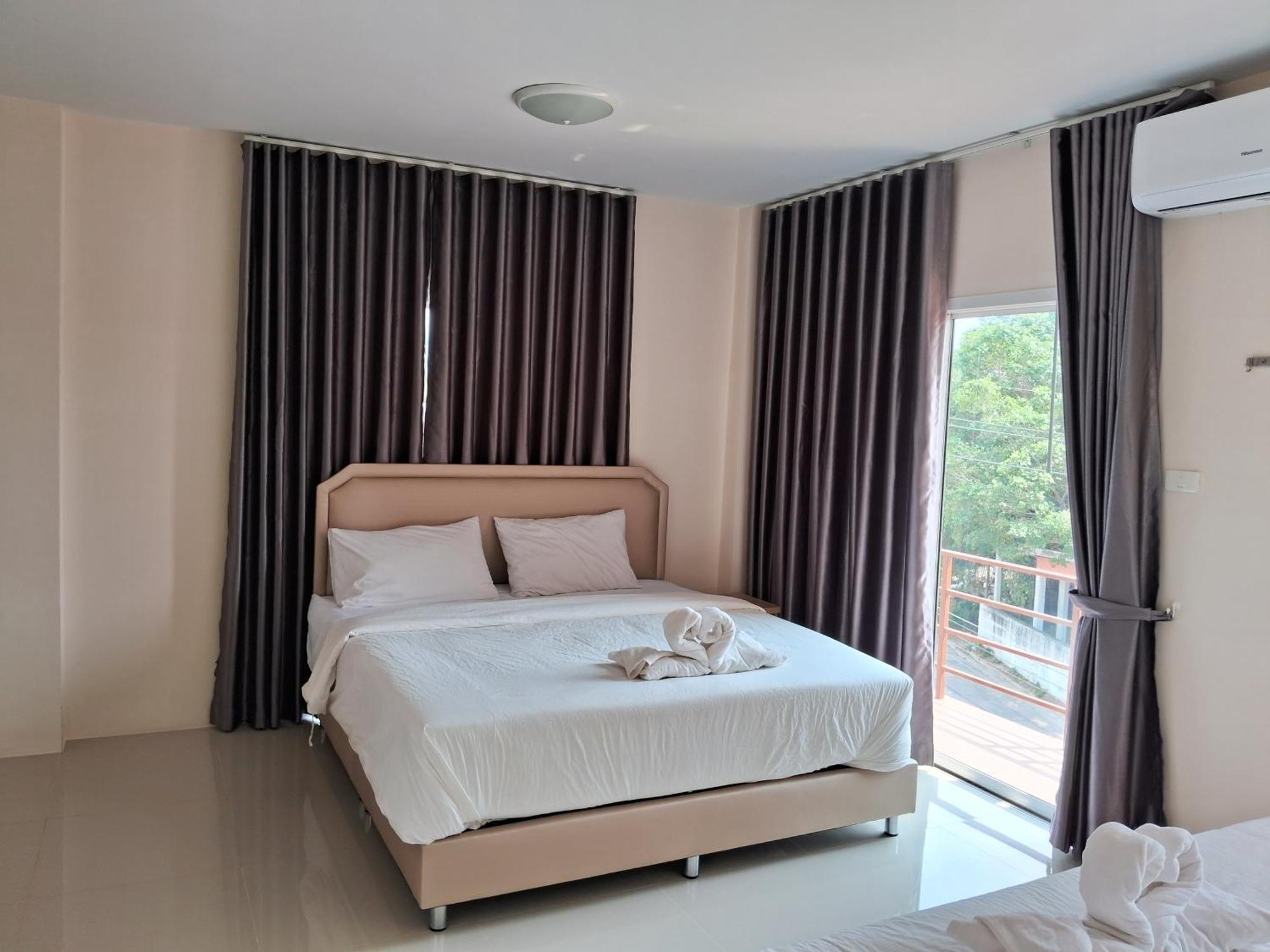 เคทู เกสเฮาส์ Hotel Chonburi Buitenkant foto