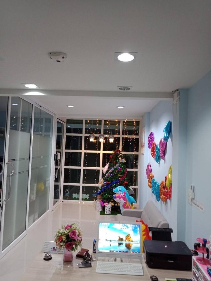 เคทู เกสเฮาส์ Hotel Chonburi Buitenkant foto
