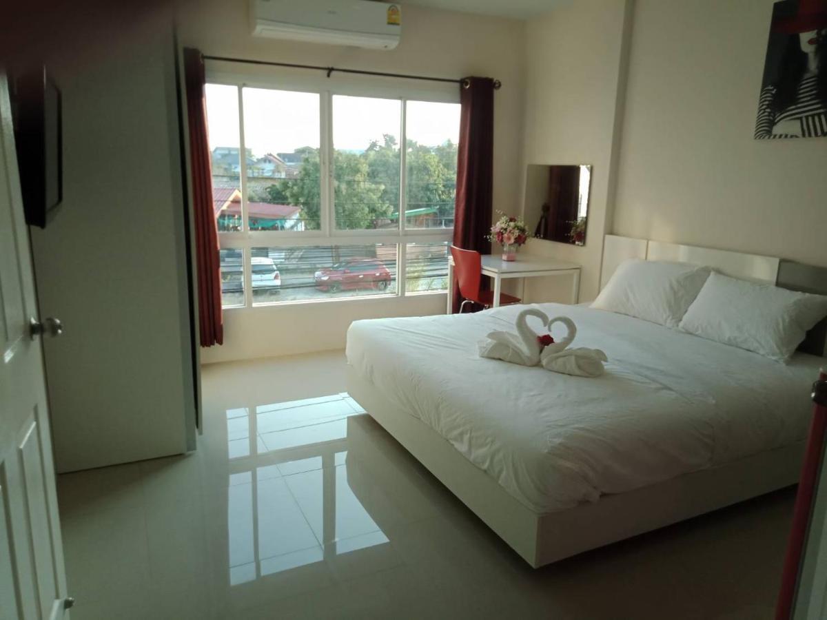 เคทู เกสเฮาส์ Hotel Chonburi Buitenkant foto